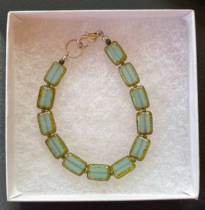 Bracelet - translucent light blue