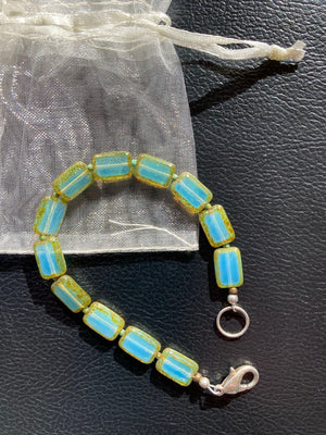 Bracelet - translucent light blue