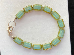Bracelet - translucent light blue