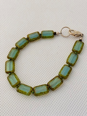 Bracelet - translucent light blue